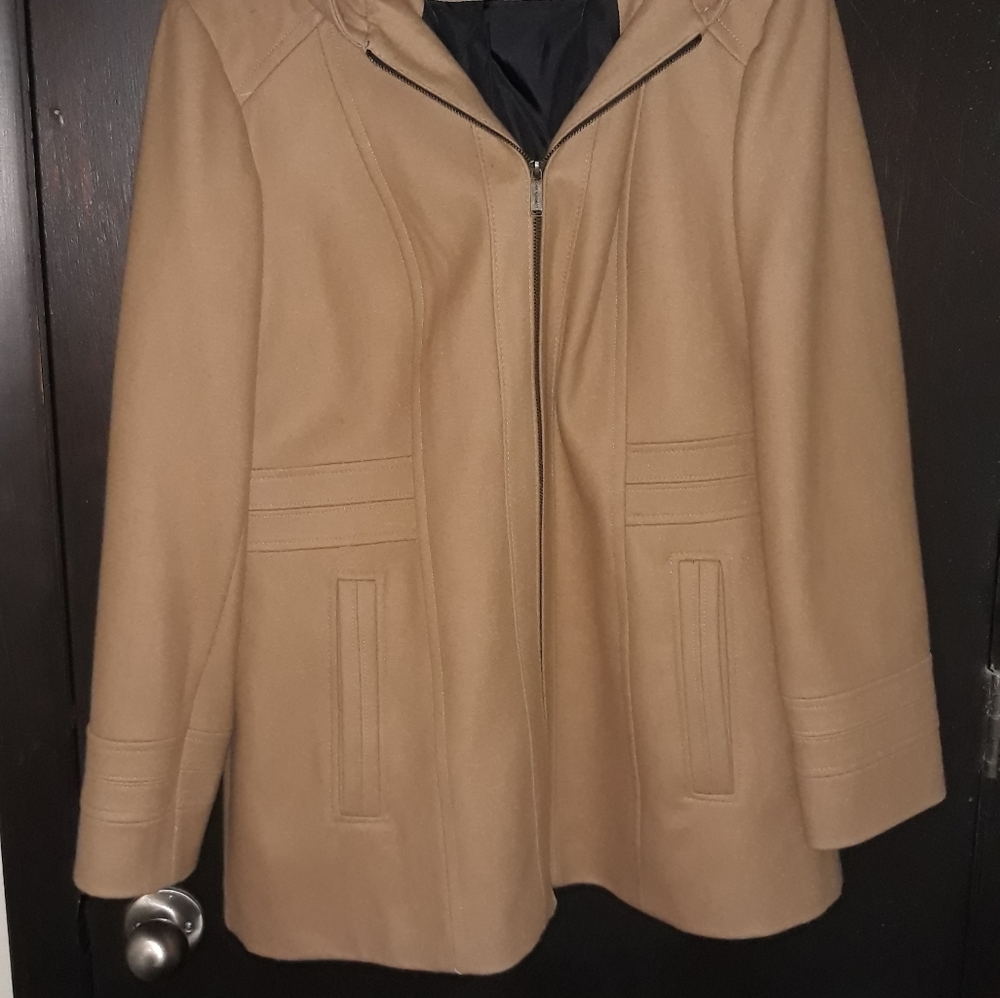 London Fog Hooded Tan Coat Women's size XL